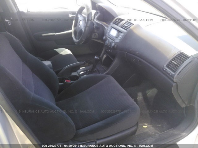 1HGCM56193A098203 - 2003 HONDA ACCORD DX SILVER photo 5