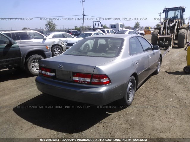 JT8BF28G3Y5076748 - 2000 LEXUS ES 300 BEIGE photo 4