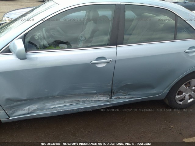 4T1BE46K77U688460 - 2007 TOYOTA CAMRY NEW GENERAT CE/LE/XLE/SE Light Blue photo 6