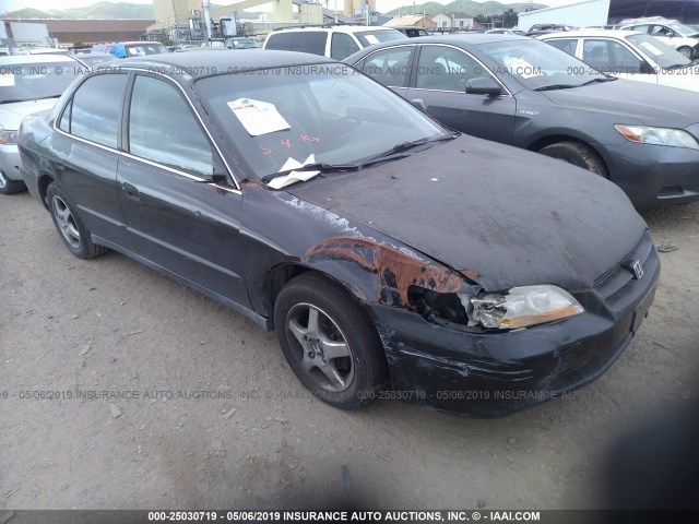 1HGCG6653XA082584 - 1999 HONDA ACCORD LX BLACK photo 1