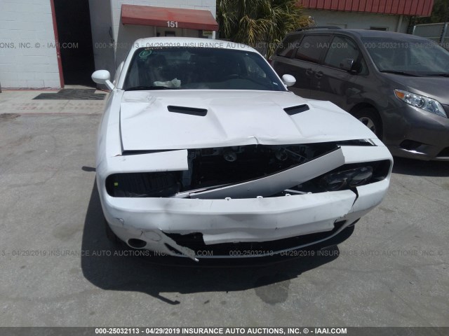 2C3CDZAG8KH524677 - 2019 DODGE CHALLENGER SXT WHITE photo 6