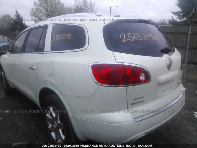 5GAEV23748J307500 - 2008 BUICK ENCLAVE CXL WHITE photo 3