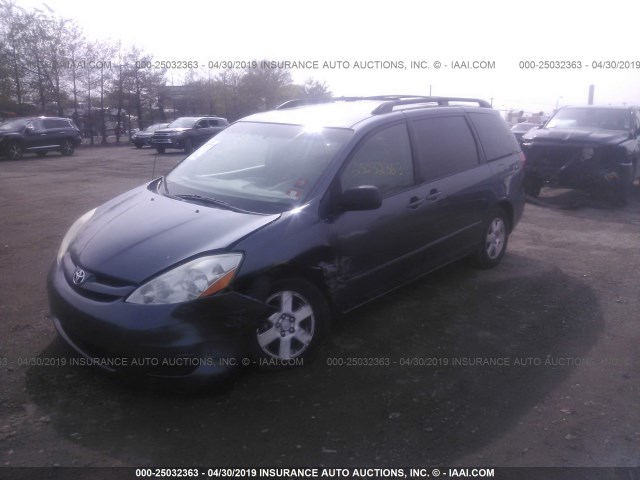 5TDZK23C78S219372 - 2008 TOYOTA SIENNA CE/LE GRAY photo 2