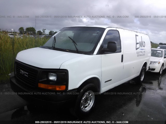 1GTGG25V741247798 - 2004 GMC SAVANA G2500 WHITE photo 2