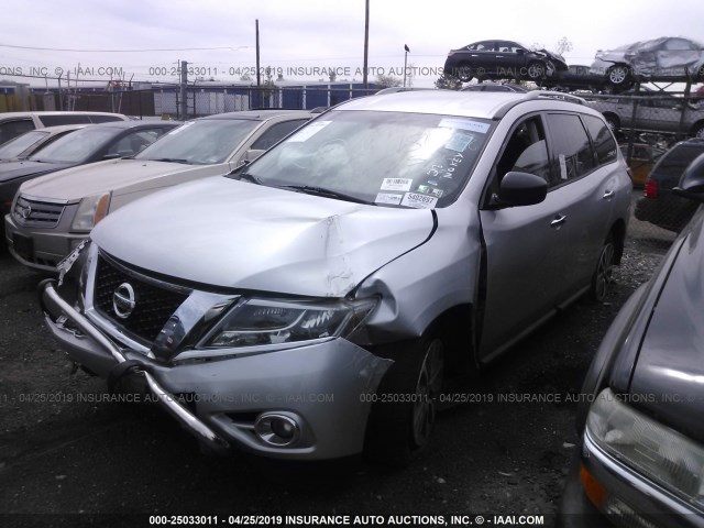 5N1AR2MM9DC657897 - 2013 NISSAN PATHFINDER S/SV/SL/PLATINUM SILVER photo 2