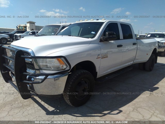 3C63RRGL1FG570186 - 2015 RAM 3500 WHITE photo 2