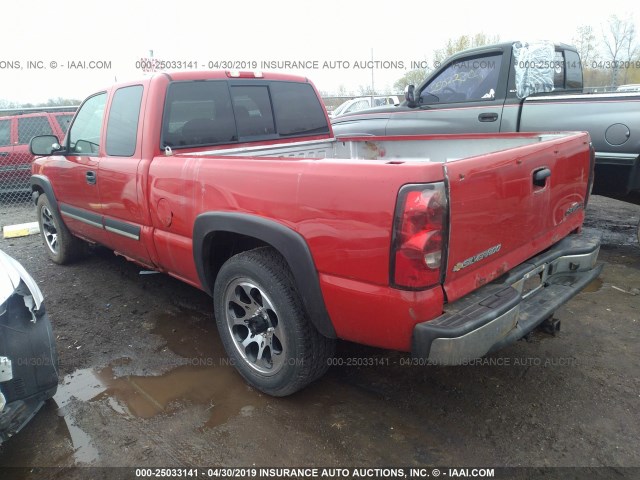 2GCEC19T551368251 - 2005 CHEVROLET SILVERADO C1500 RED photo 3