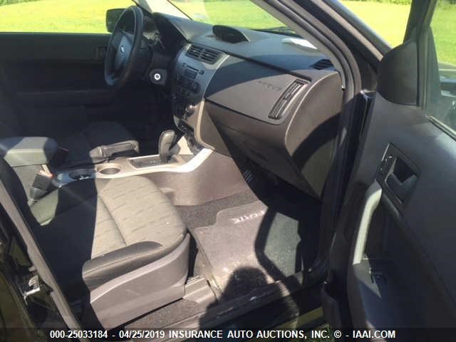 1FAHP35N48W108947 - 2008 FORD FOCUS Unknown photo 5