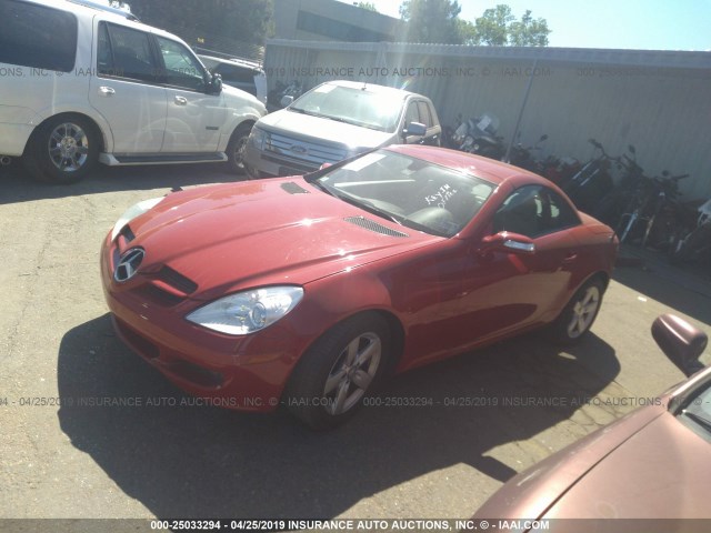 WDBWK54F98F184426 - 2008 MERCEDES-BENZ SLK 280 RED photo 2