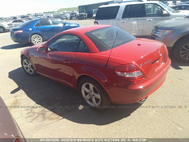 WDBWK54F98F184426 - 2008 MERCEDES-BENZ SLK 280 RED photo 3