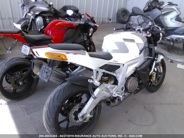 ZD4RRTT119S000971 - 2009 APRILIA TUONO 1000 WHITE photo 4