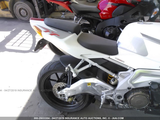 ZD4RRTT119S000971 - 2009 APRILIA TUONO 1000 WHITE photo 6