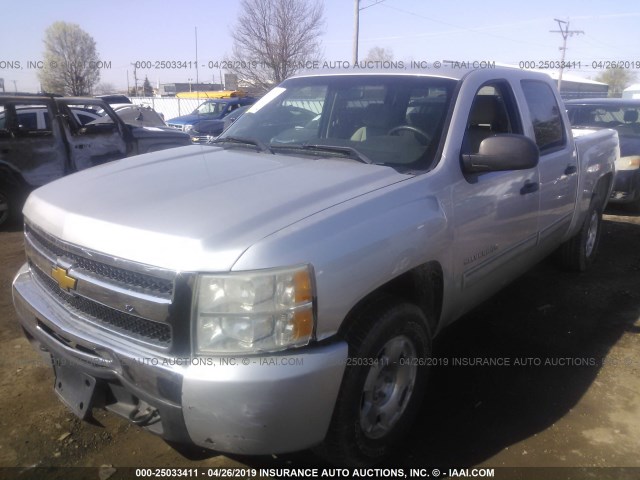 3GCRKSE33AG165344 - 2010 CHEVROLET SILVERADO K1500 LT SILVER photo 2