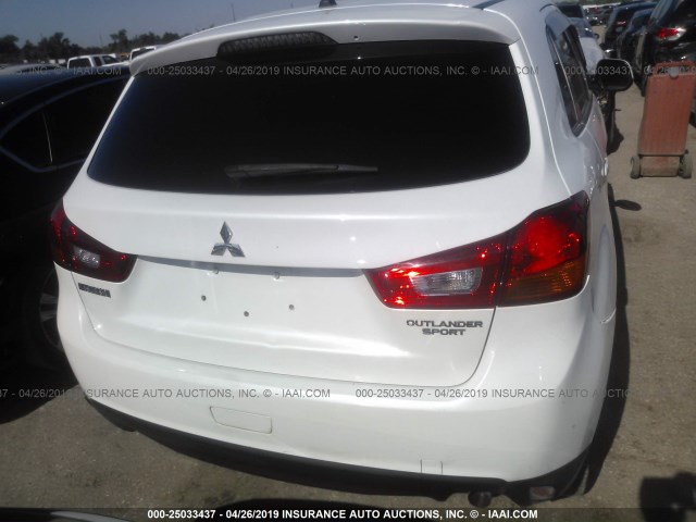 4A4AP3AU3FE027071 - 2015 MITSUBISHI OUTLANDER SPORT ES WHITE photo 6