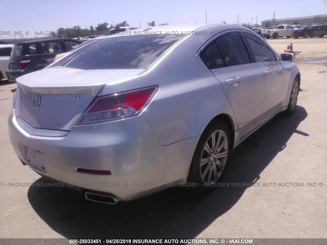 19UUA8F32DA018032 - 2013 ACURA TL SE SILVER photo 4