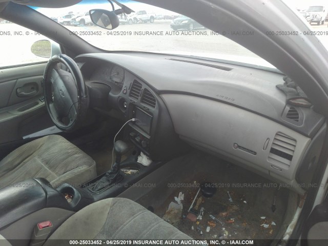 2G1WW12E4Y9312260 - 2000 CHEVROLET MONTE CARLO LS თეთრი ფოტო 5