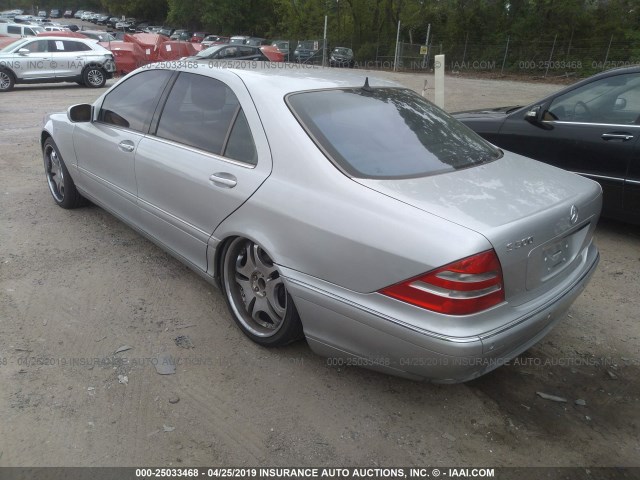 WDBNG75J32A280939 - 2002 MERCEDES-BENZ S SILVER photo 3