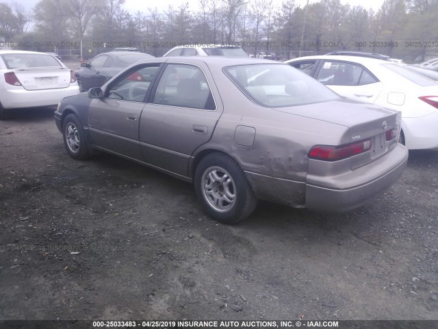 4T1BG22K9XU885649 - 1999 TOYOTA CAMRY CE/LE/XLE 金色 照片 3