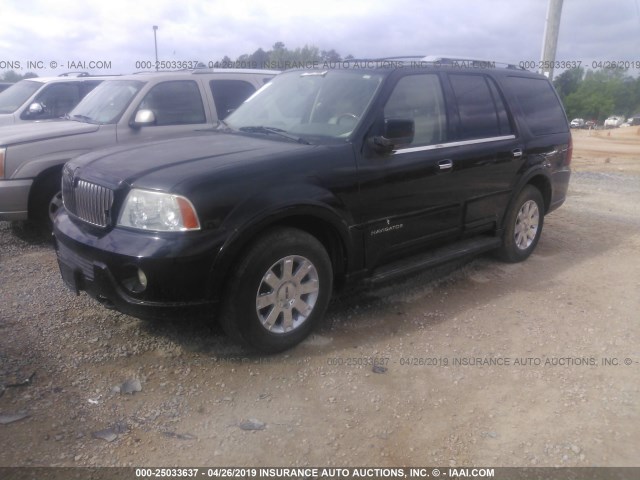 5LMFU28R44LJ29367 - 2004 LINCOLN NAVIGATOR BLACK photo 2