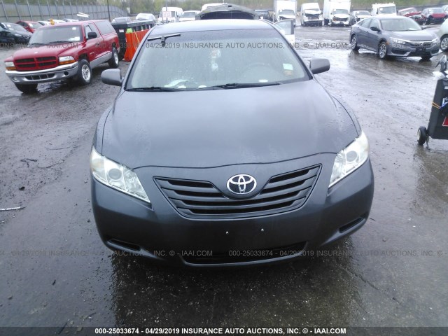 4T1BE46K88U207133 - 2008 TOYOTA CAMRY CE/LE/XLE/SE 灰色 照片 6