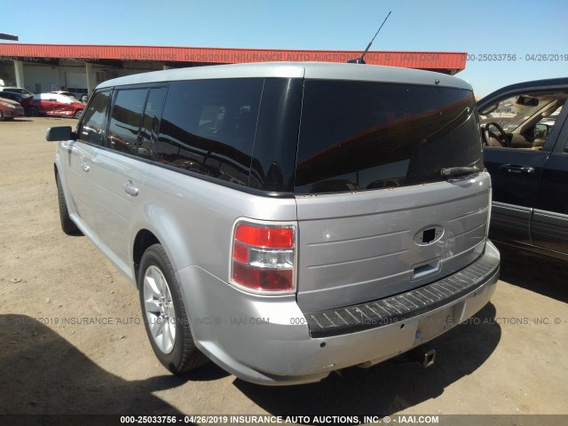 2FMDK51C79BA00957 - 2009 FORD FLEX SE SILVER photo 3