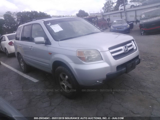 5FNYF28328B028357 - 2008 HONDA PILOT SE SILVER photo 1