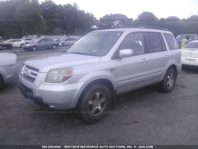 5FNYF28328B028357 - 2008 HONDA PILOT SE SILVER photo 2