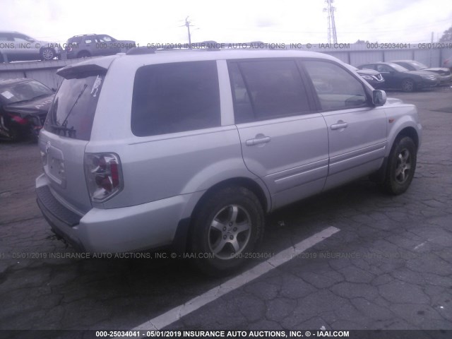 5FNYF28328B028357 - 2008 HONDA PILOT SE SILVER photo 4