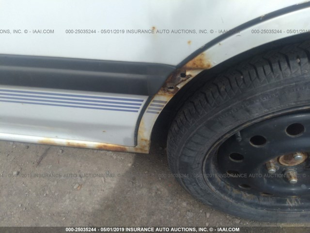 1HGED3559ML041135 - 1991 HONDA CIVIC LX WHITE photo 6