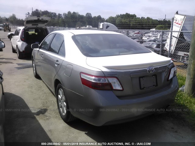 4T1BB46K97U009779 - 2007 TOYOTA CAMRY NEW GENERAT HYBRID WHITE photo 3