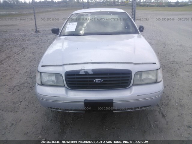 2FAFP74W42X145887 - 2002 FORD CROWN VICTORIA LX/SPORT SILVER photo 6