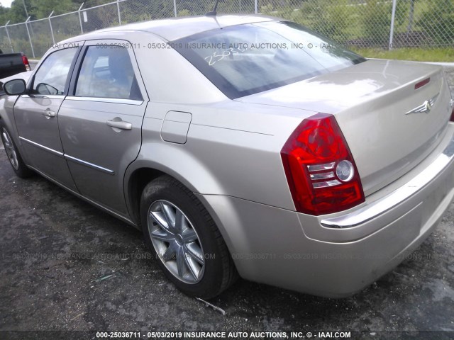 2C3KA33G78H139229 - 2008 CHRYSLER 300 LIMITED GOLD photo 3