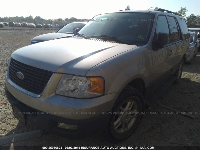 1FMPU165X5LA81828 - 2005 FORD EXPEDITION XLT SILVER photo 2