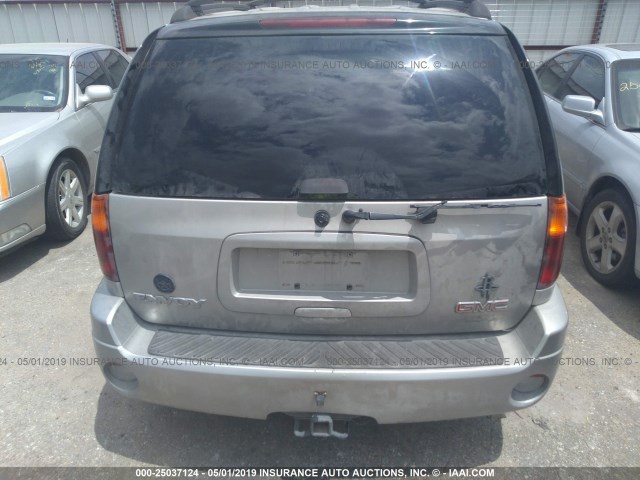 1GKDS13S642392012 - 2004 GMC ENVOY SILVER photo 6