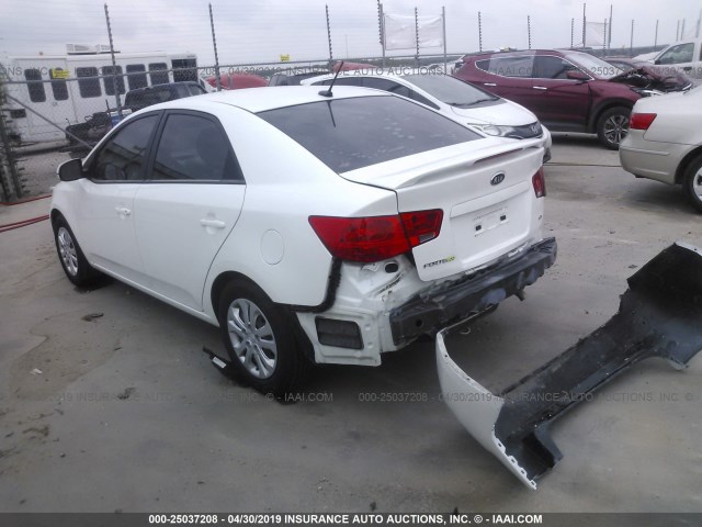 KNAFU4A23D5692654 - 2013 KIA FORTE EX WHITE photo 3