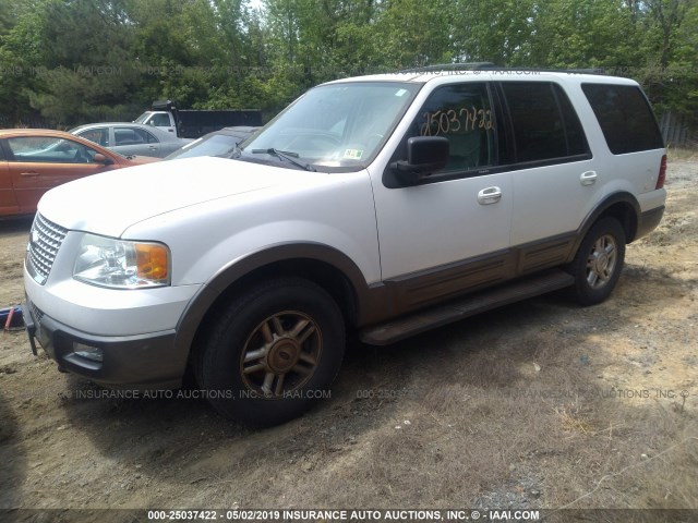 1FMFU16W04LB81441 - 2004 FORD EXPEDITION XLT WHITE photo 2