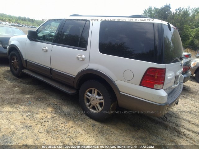 1FMFU16W04LB81441 - 2004 FORD EXPEDITION XLT WHITE photo 3