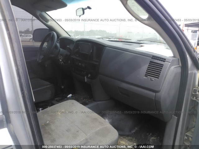 1D7KS28D57J582158 - 2007 DODGE RAM 2500 ST/SLT 灰色 照片 5