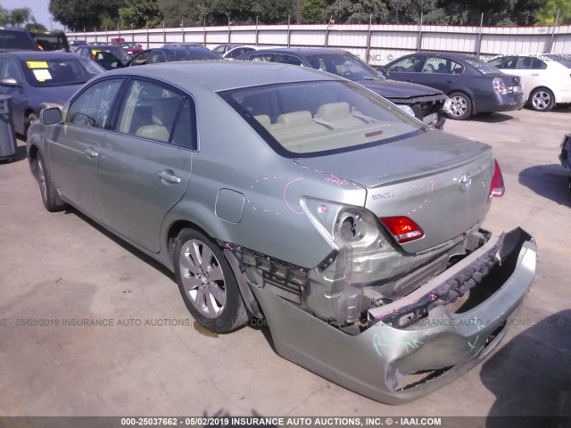 4T1BK36B75U050547 - 2005 TOYOTA AVALON XL/XLS/TOURING/LIMITED BEIGE photo 3