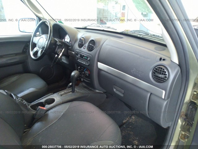 1J4GL38K32W331405 - 2002 JEEP LIBERTY RENEGADE GOLD photo 5