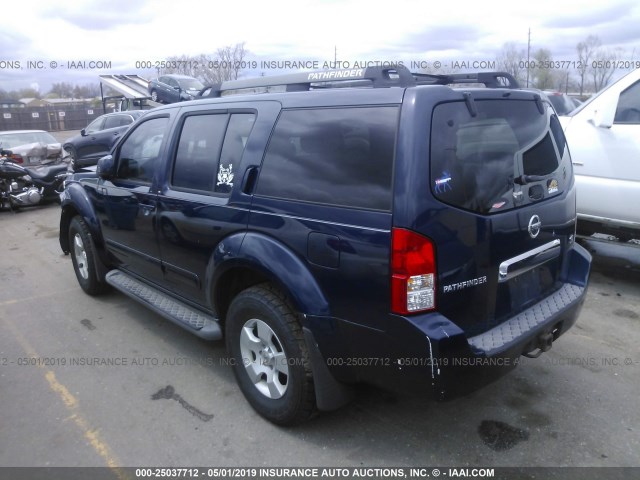 5N1AR18W56C601450 - 2006 NISSAN PATHFINDER LE/SE/XE BLUE photo 3