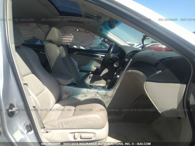 19UUA66288A009126 - 2008 ACURA TL SILVER photo 5