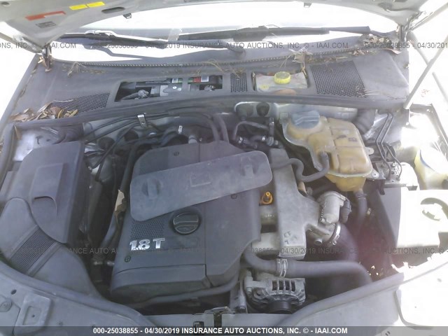 WVWPD63B42P129274 - 2002 VOLKSWAGEN PASSAT GLS SILVER photo 10