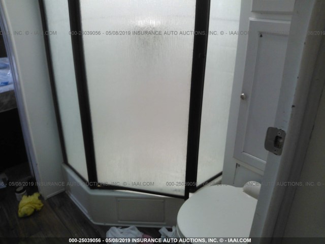 5SFPB3820FE295173 - 2015 HEARTLAND PROWLER  SILVER photo 8