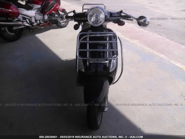 ZAPM448F675011554 - 2007 VESPA LX 150 BLACK photo 5