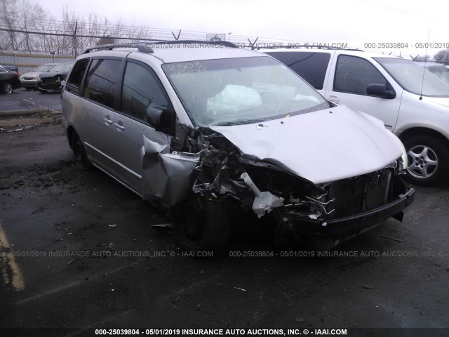 5TDZA23CX5S385660 - 2005 TOYOTA SIENNA CE/LE SILVER photo 1