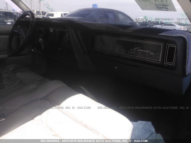 9Y89S765790 - 1979 LINCOLN CONTINENTAL  WHITE photo 5