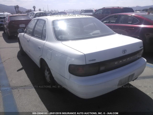 JT2VK13E0P0228791 - 1993 TOYOTA CAMRY XLE WHITE photo 3