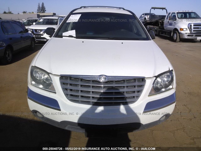 2C8GF68494R641164 - 2004 CHRYSLER PACIFICA WHITE photo 6