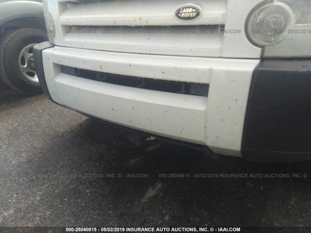 SALAD24475A339849 - 2005 LAND ROVER LR3 SE WHITE photo 6